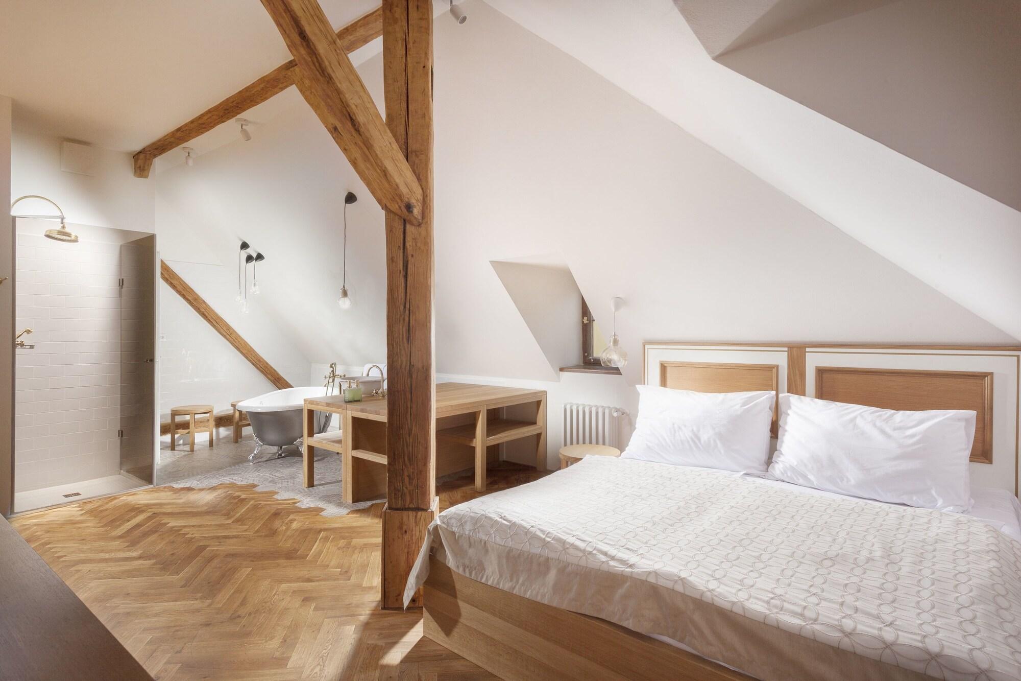 Hotel At The Golden Scissors Prague Extérieur photo