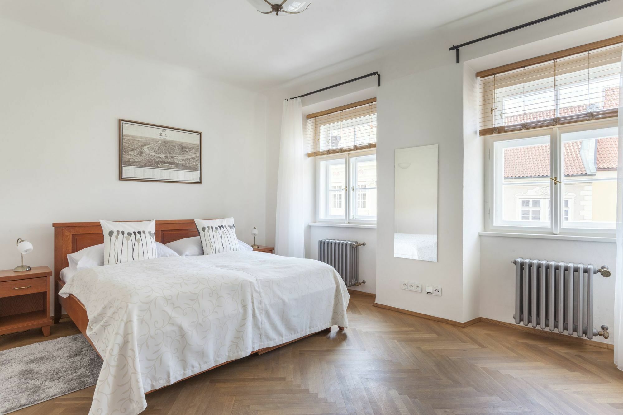 Hotel At The Golden Scissors Prague Extérieur photo